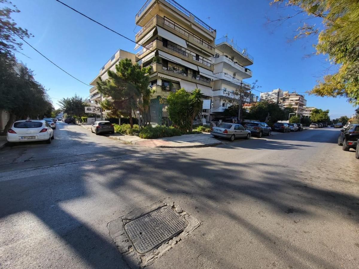 Apartment Near The Center Of Glyfada Athens Luaran gambar