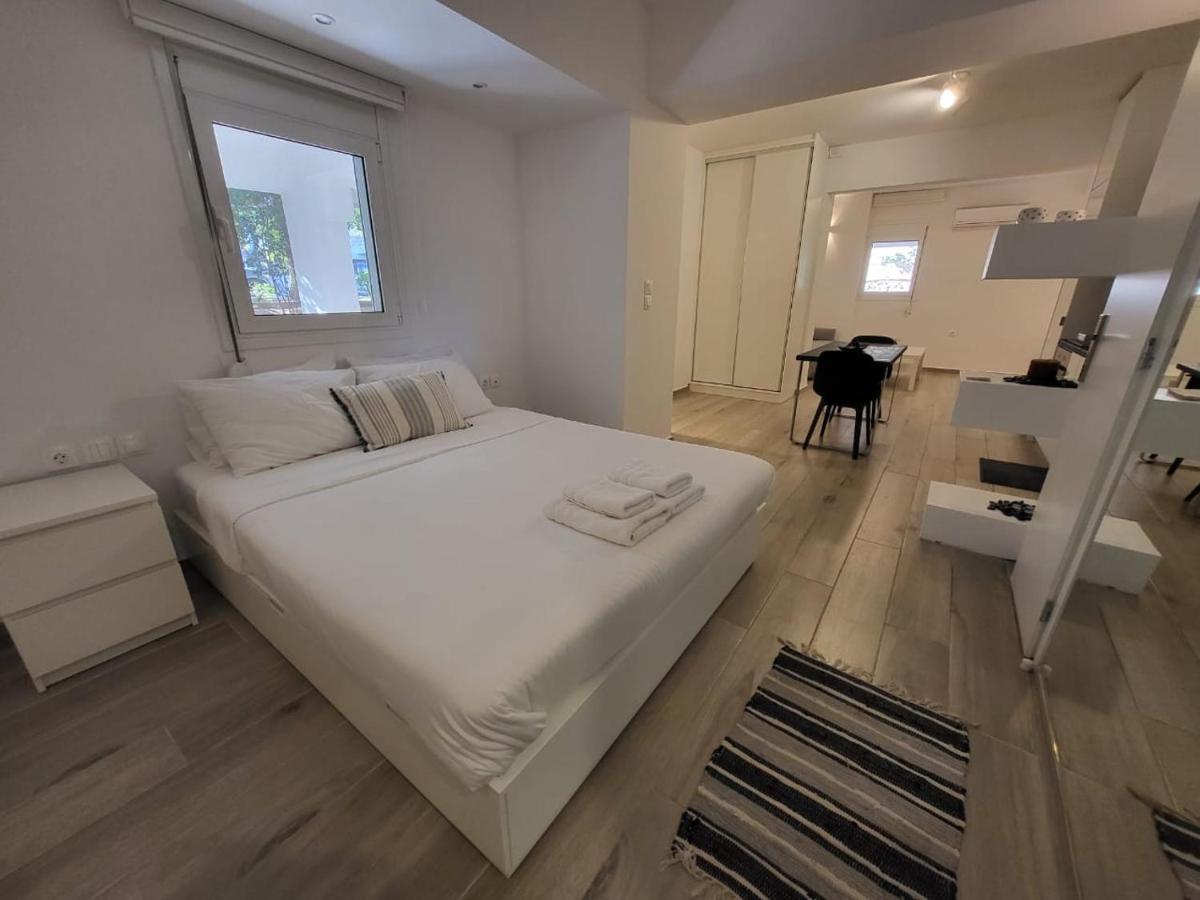 Apartment Near The Center Of Glyfada Athens Luaran gambar