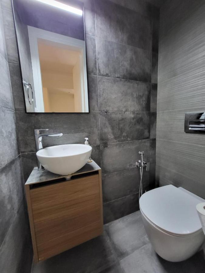 Apartment Near The Center Of Glyfada Athens Luaran gambar