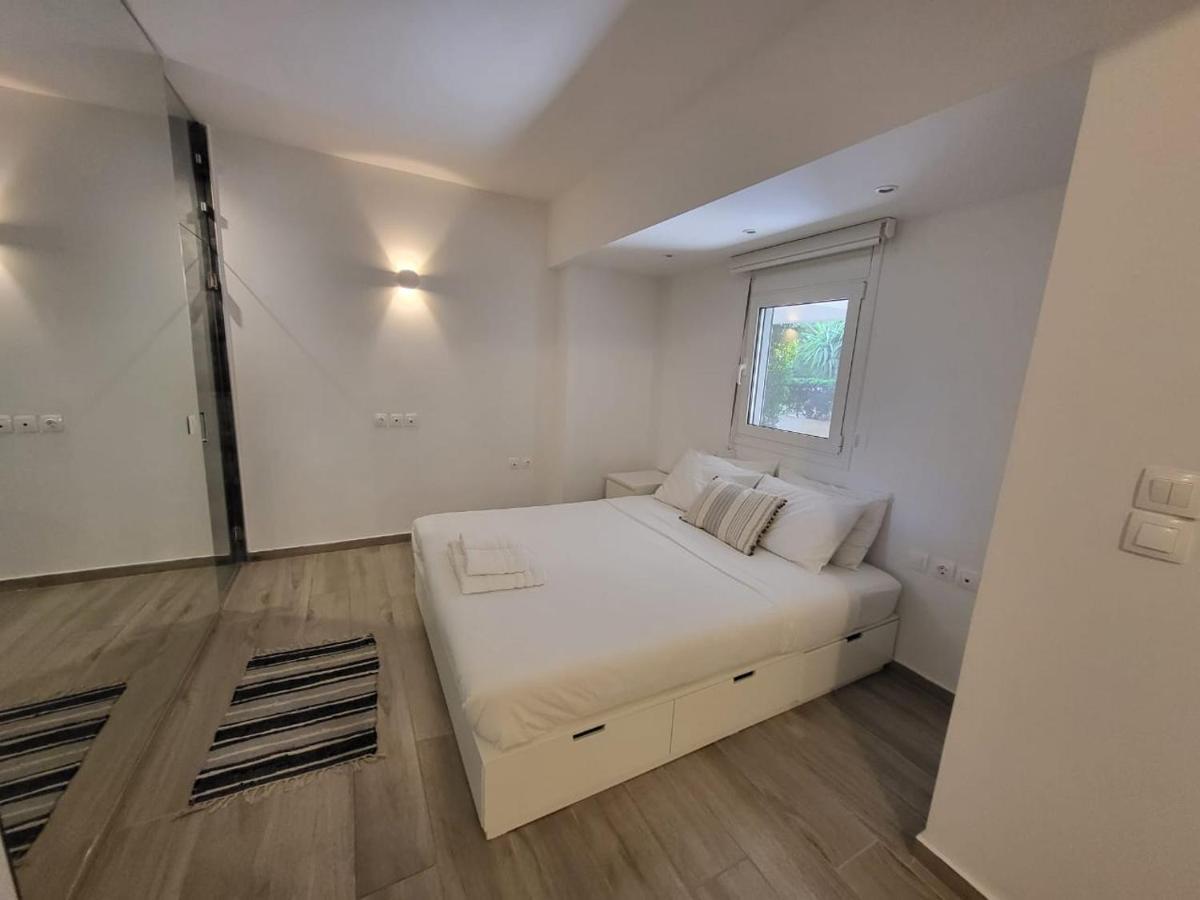 Apartment Near The Center Of Glyfada Athens Luaran gambar